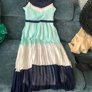 Great dress from tween diva